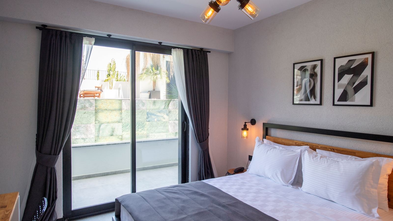 rooms-deluxe-bahce-manzarali