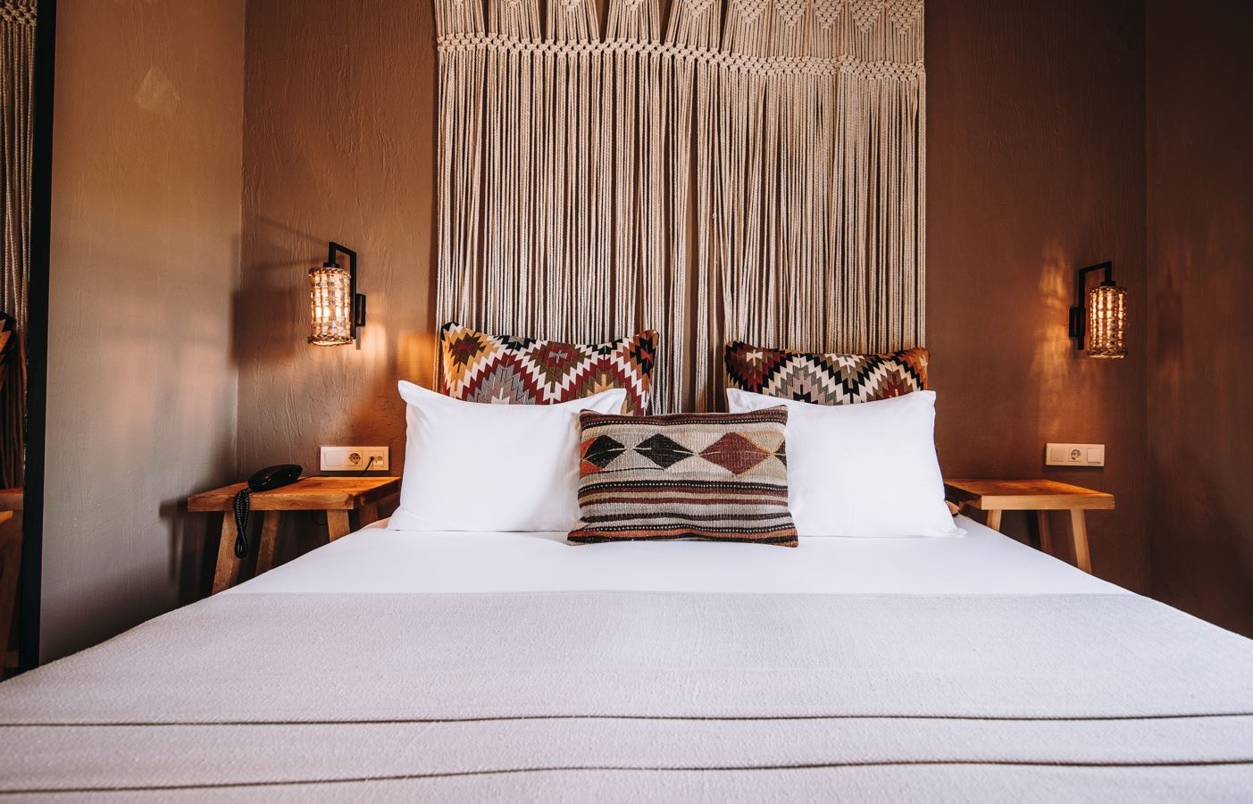 rooms-standard-room-sidesea-view