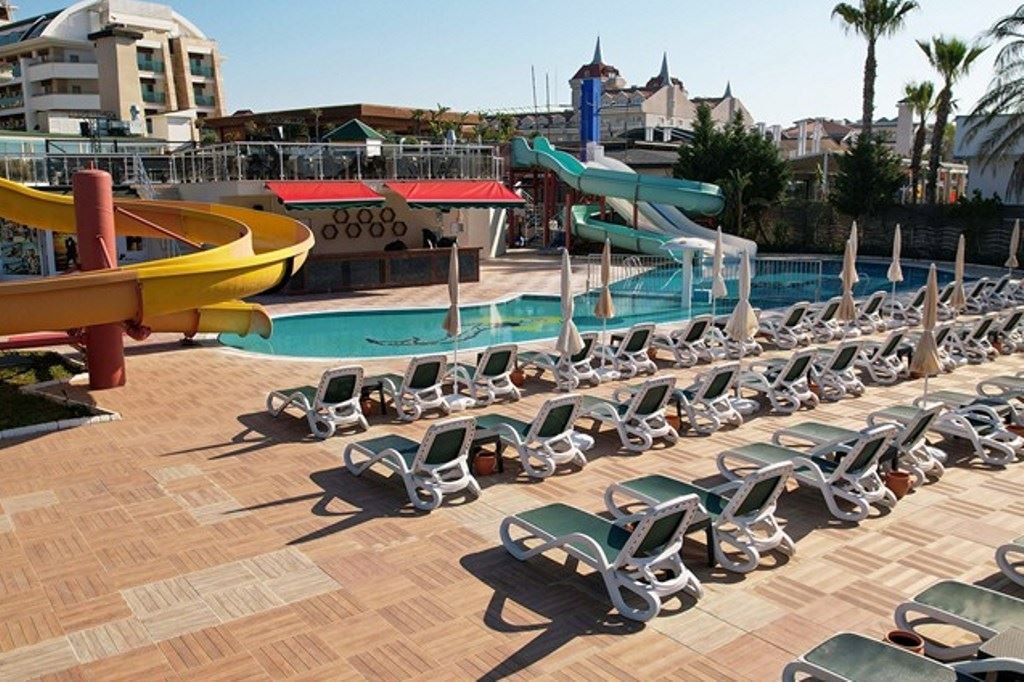 water-park-water-park