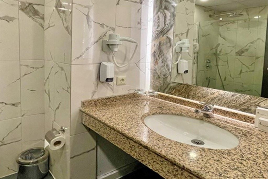 rooms-one-large-room