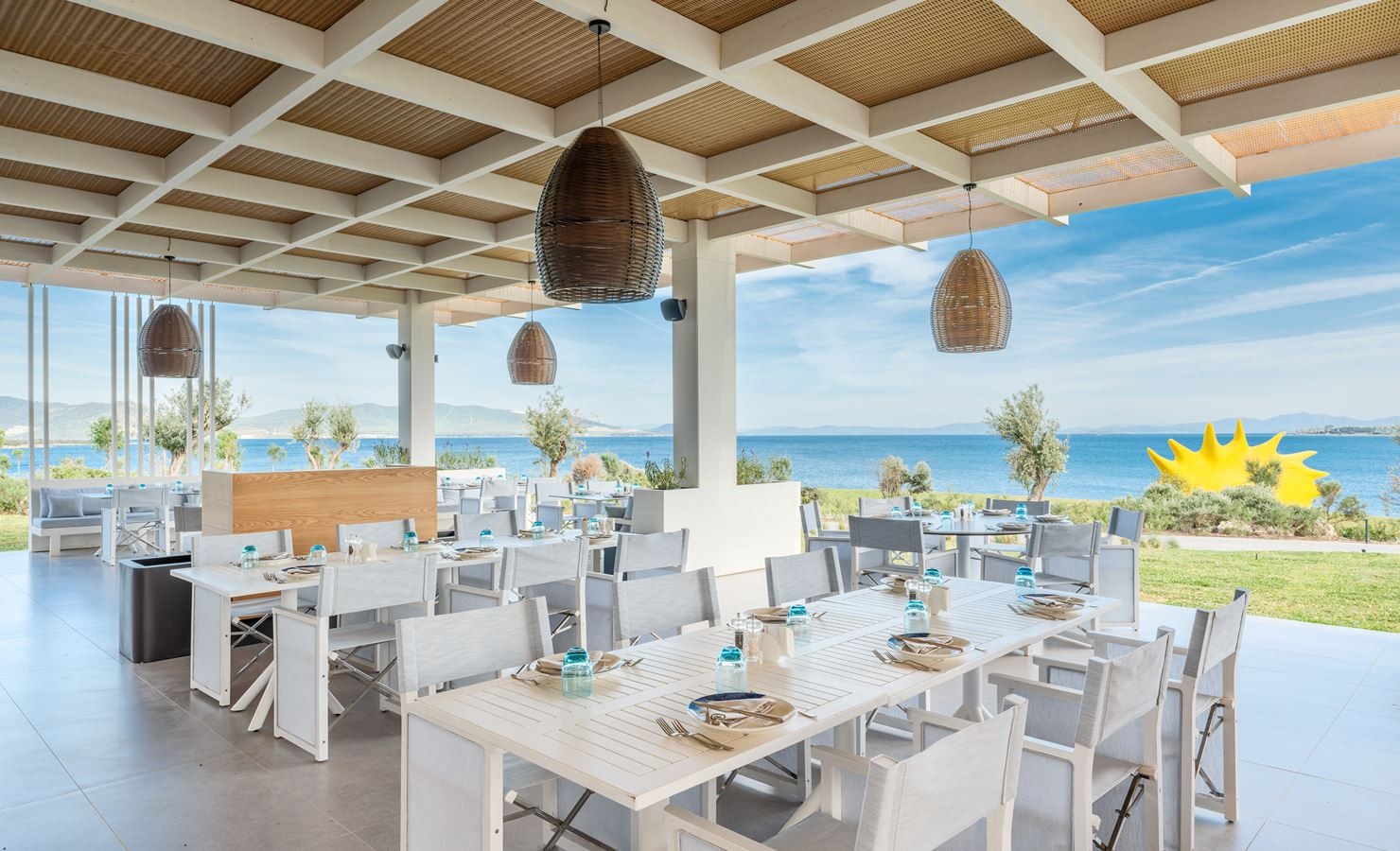 restaurants-fish-camp-see-food