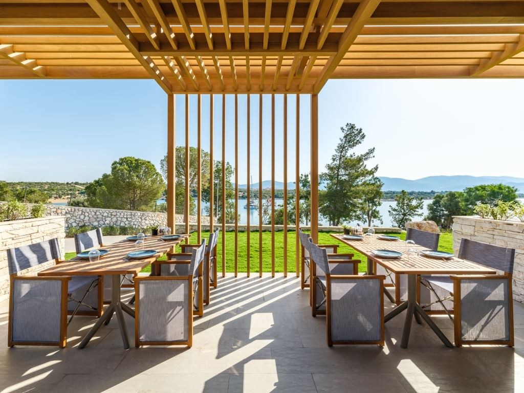 restaurants-mansion-all-day-dining-bistro