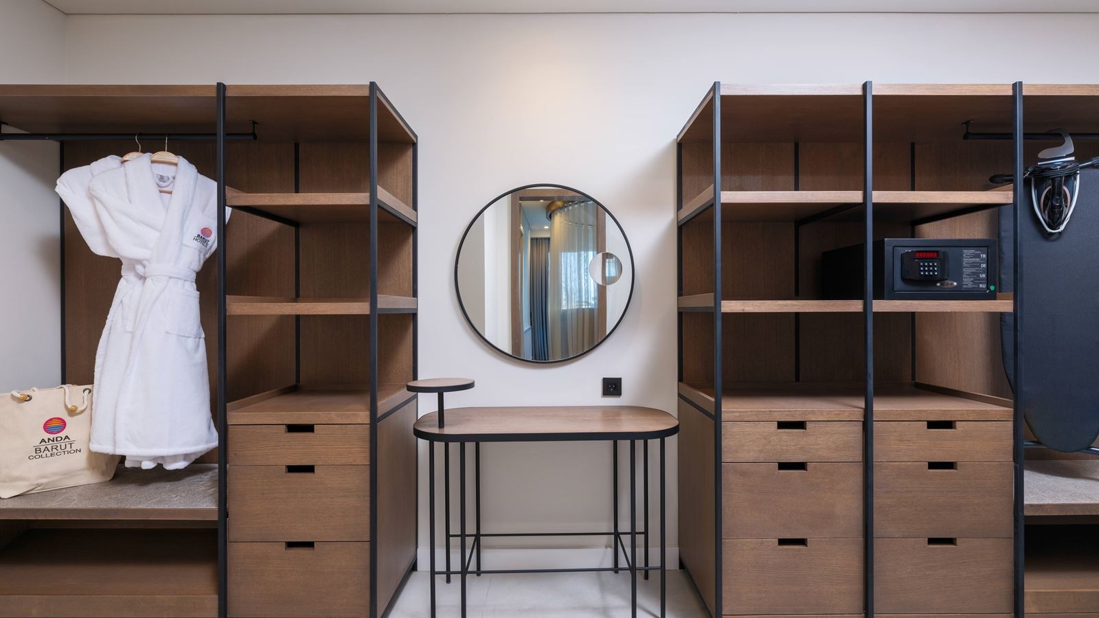 rooms-penthouse-with-private-pool-sea-view--adult-zone-