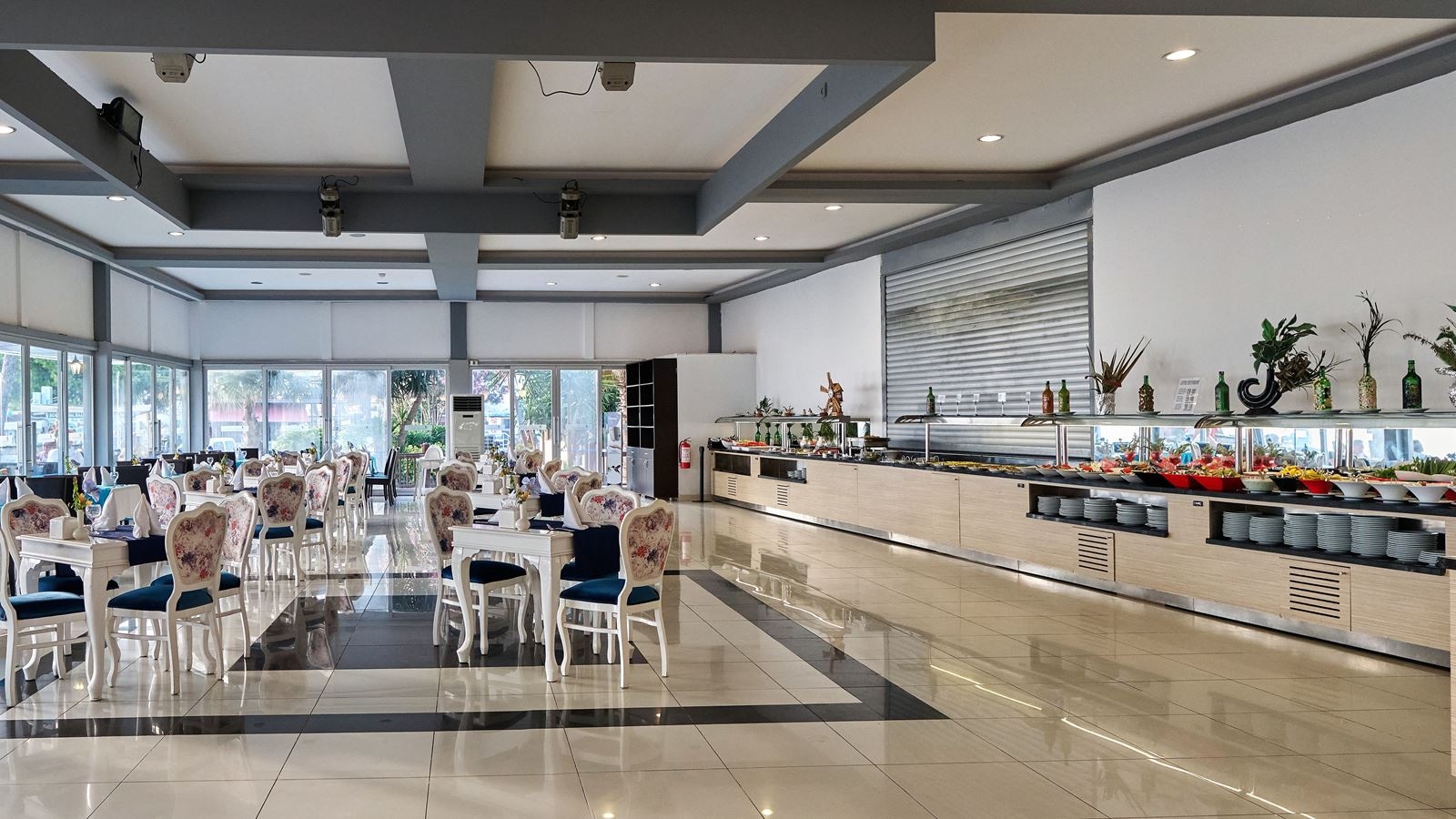 restaurants-main-restaurant