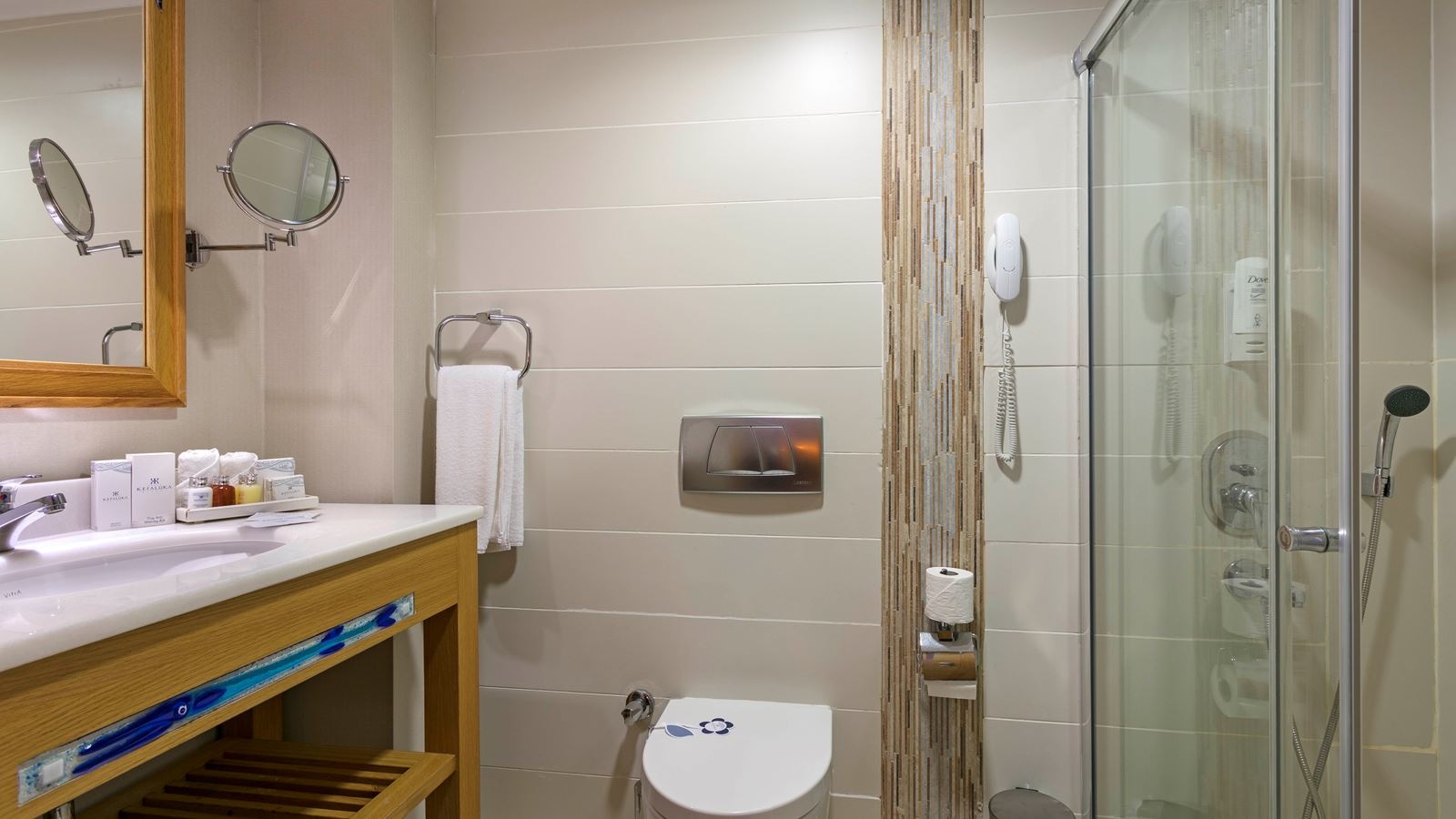 rooms-superior-suite-swimup