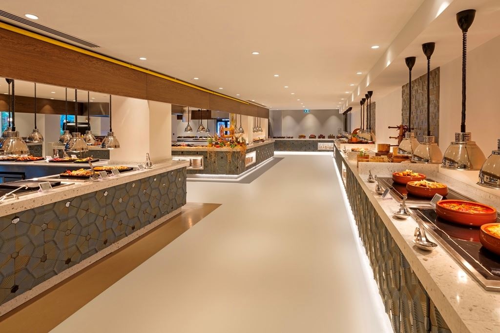 restaurants-myra-main-restaurant--children-buffet