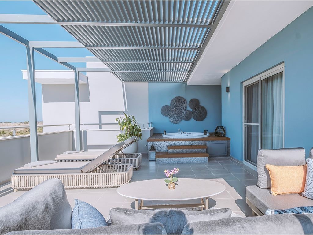 rooms-penthouse-suite-with-jacuzzi-direct-sea-and-ancient-theatre-view-+9