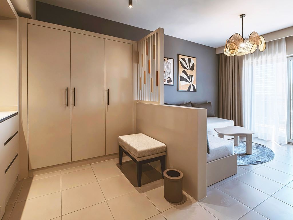 rooms-deluxe-suite-sea-view