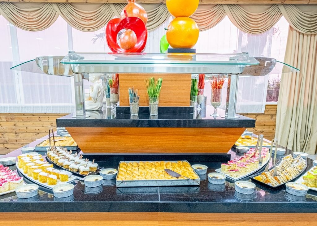 restaurants-restaurants