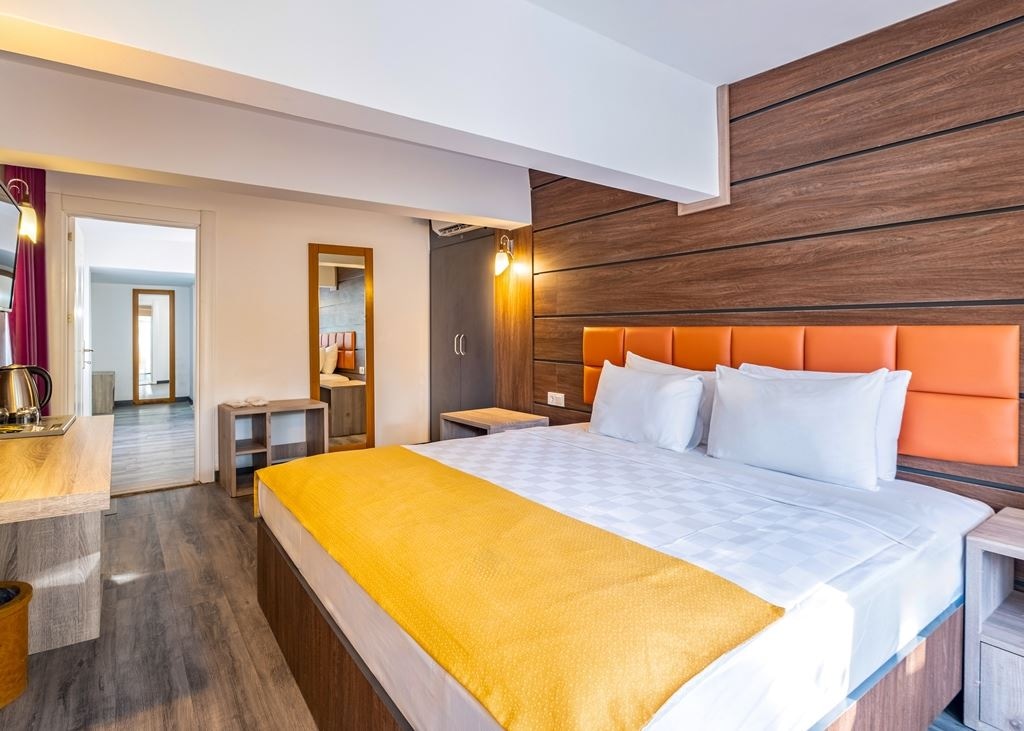 rooms-family-connection-room