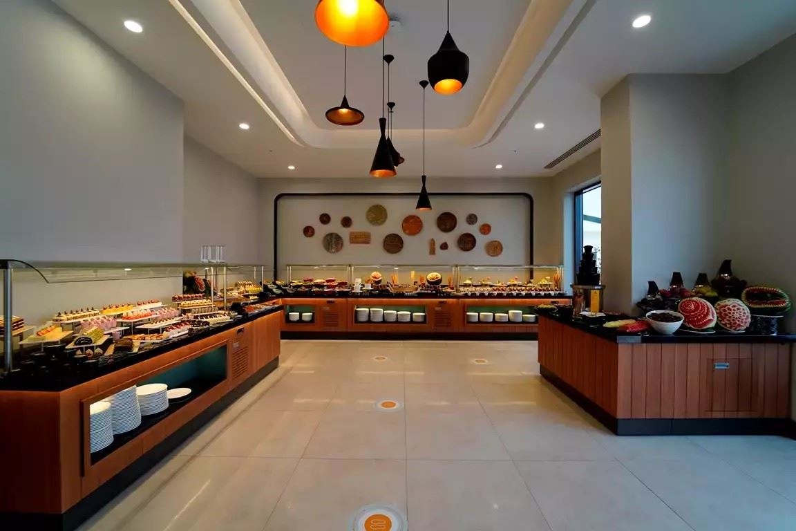 restaurants-the-blue-restaurant-main-restaurant