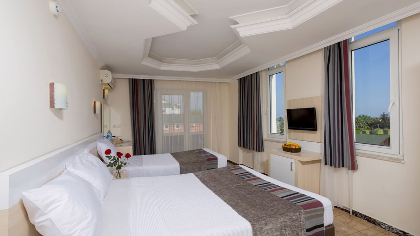 rooms-standard-room-seaview