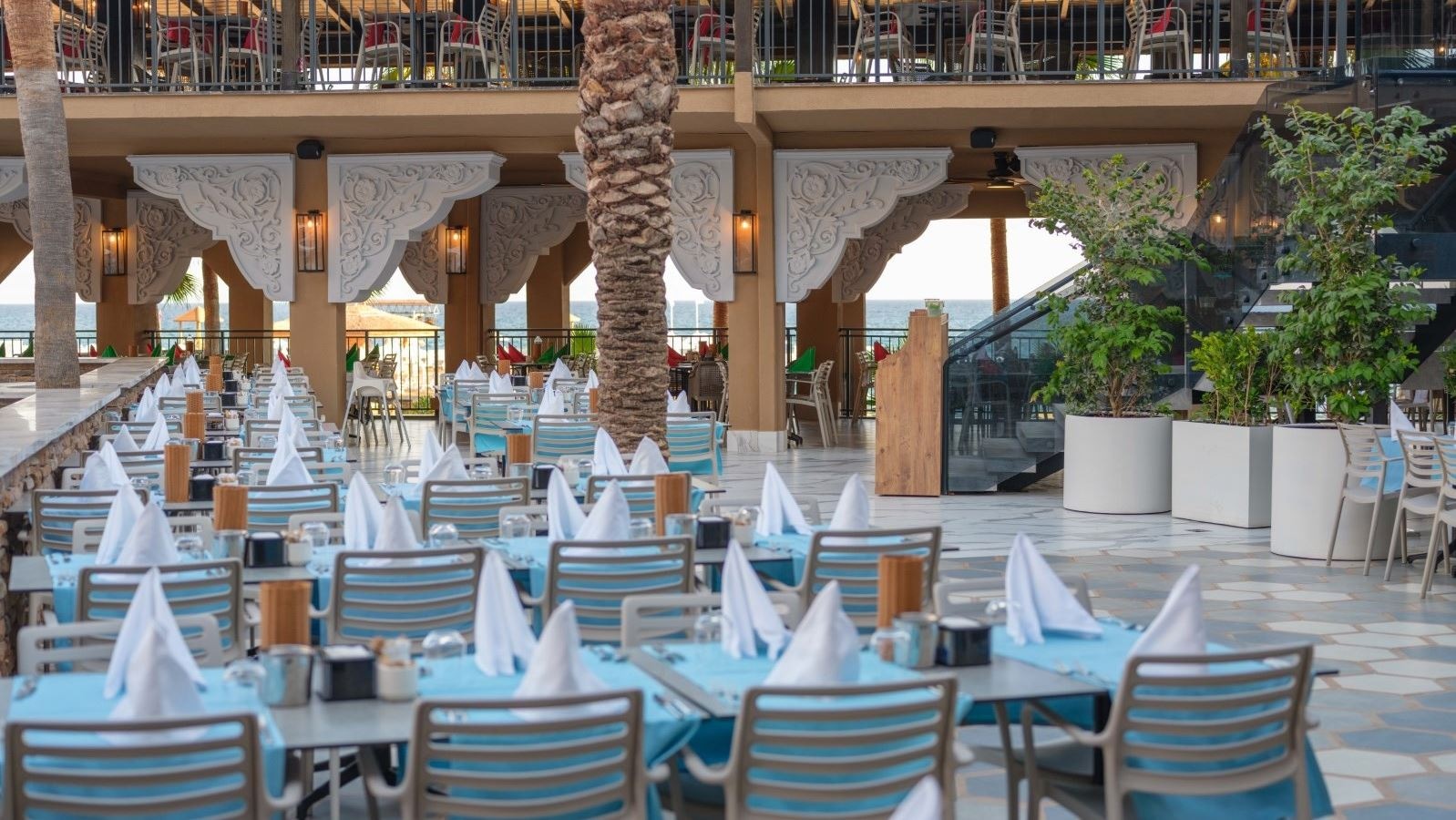 restaurants-seven-seas-main-restaurant