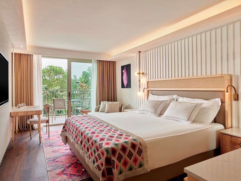 rooms-deluxe-garden-room