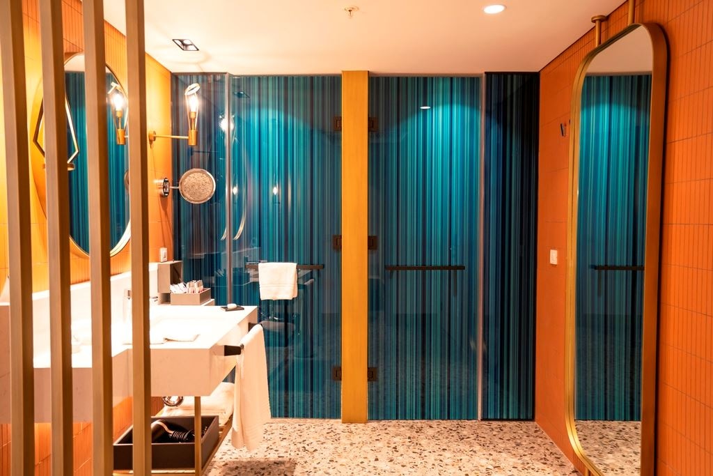 rooms-designer-junior-suite