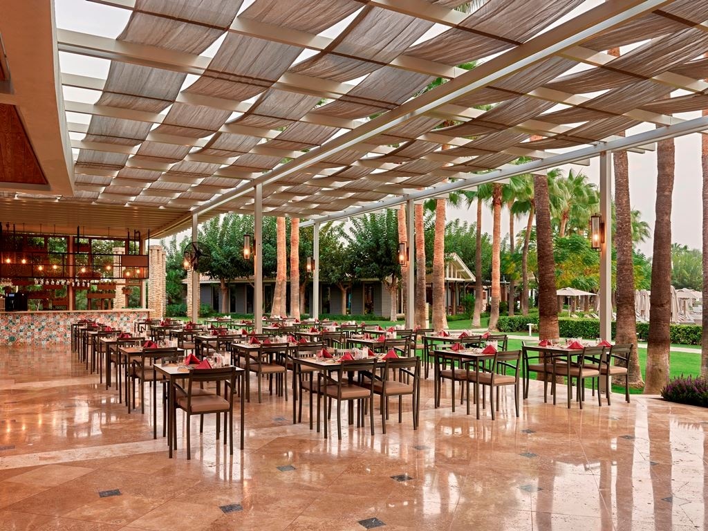 restaurants-zestful-bazaar-main-restaurant