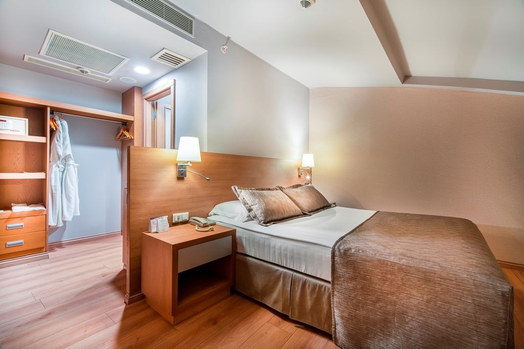 rooms-deluxe-family-dublex