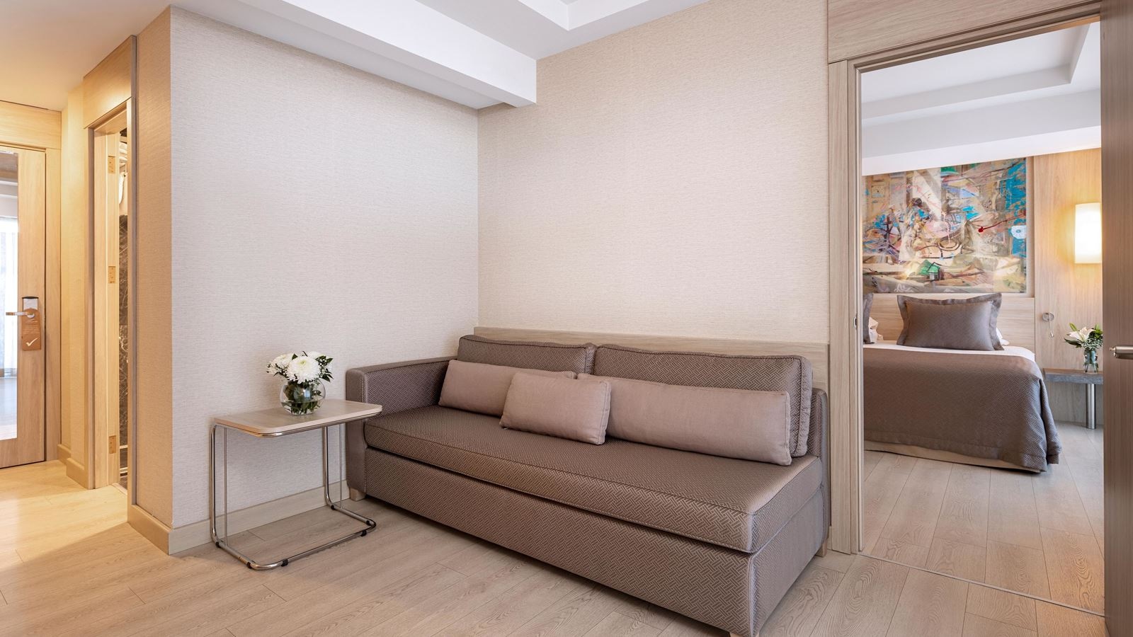 rooms-deluxe-junior-suite