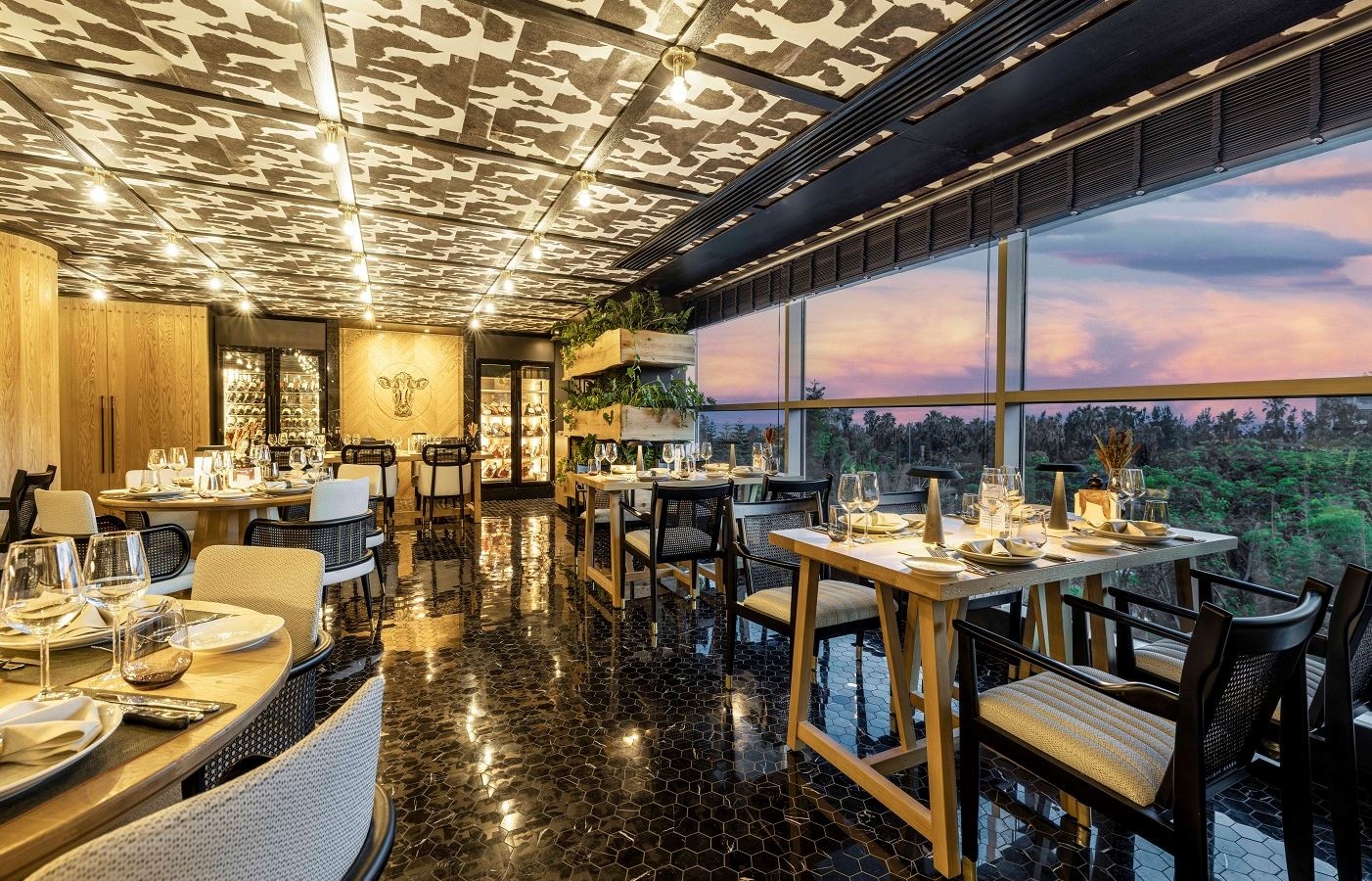 restaurants-vinario-steak-house