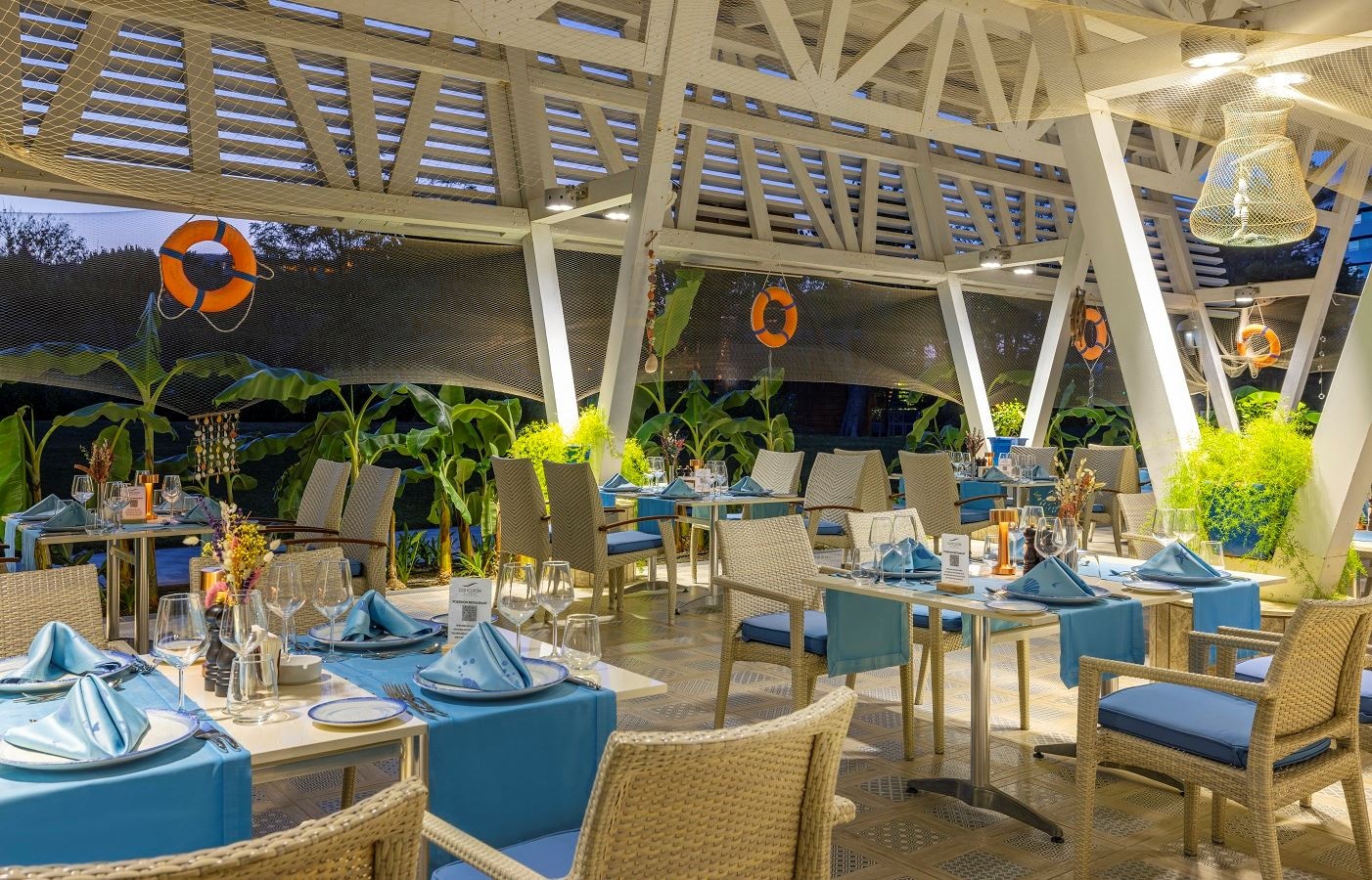 restaurants-poseidon-sea-food-restaurant