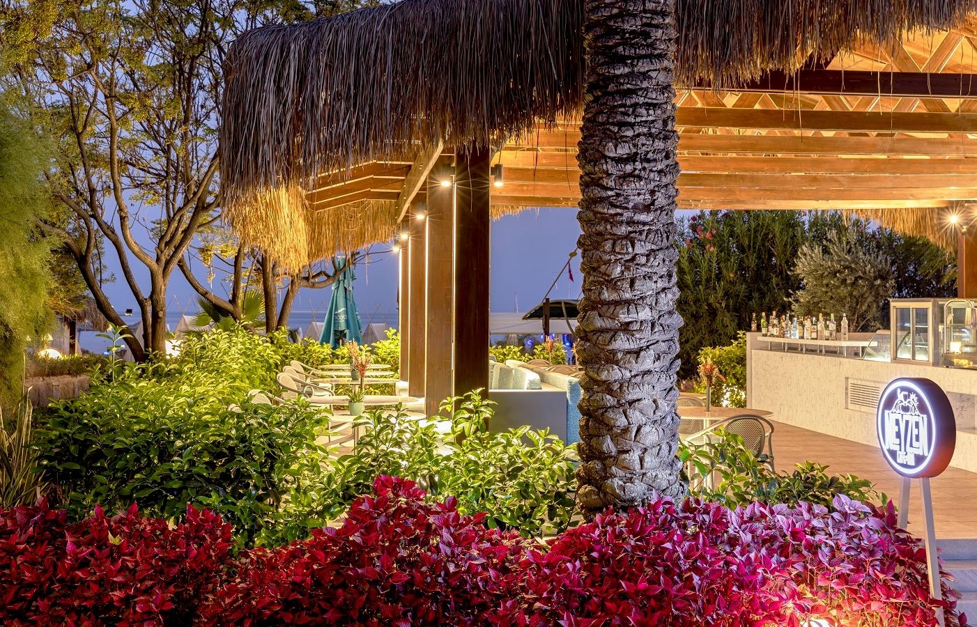 restaurants-neyzen-house-cafe--bar