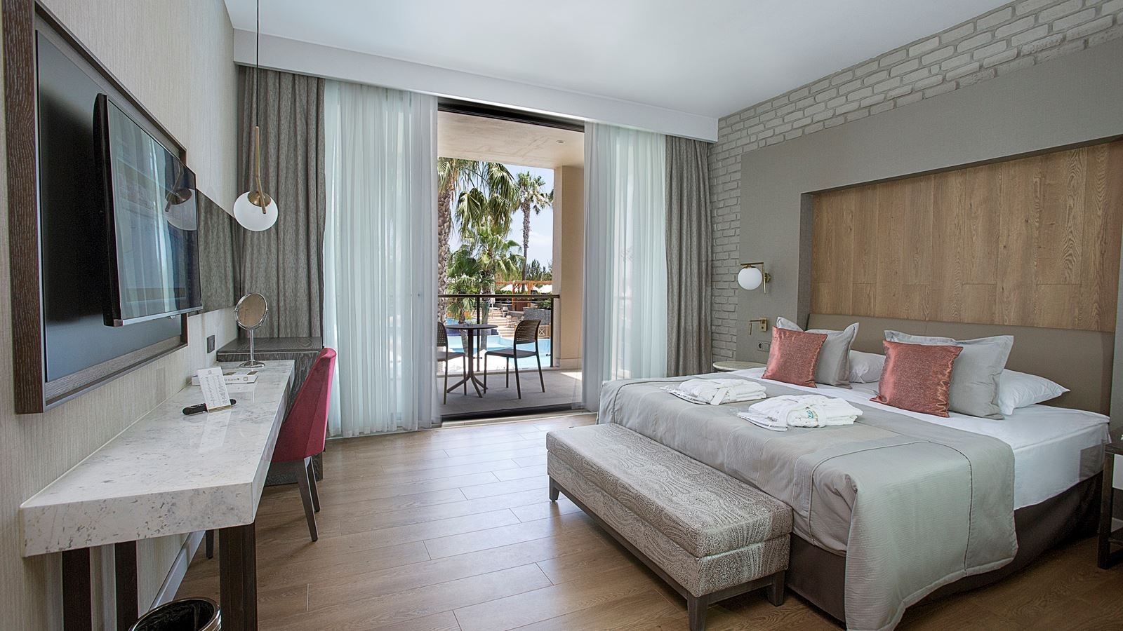 rooms-family-dublex-garden