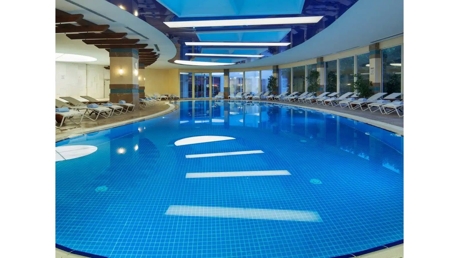 pools-indoor-pool