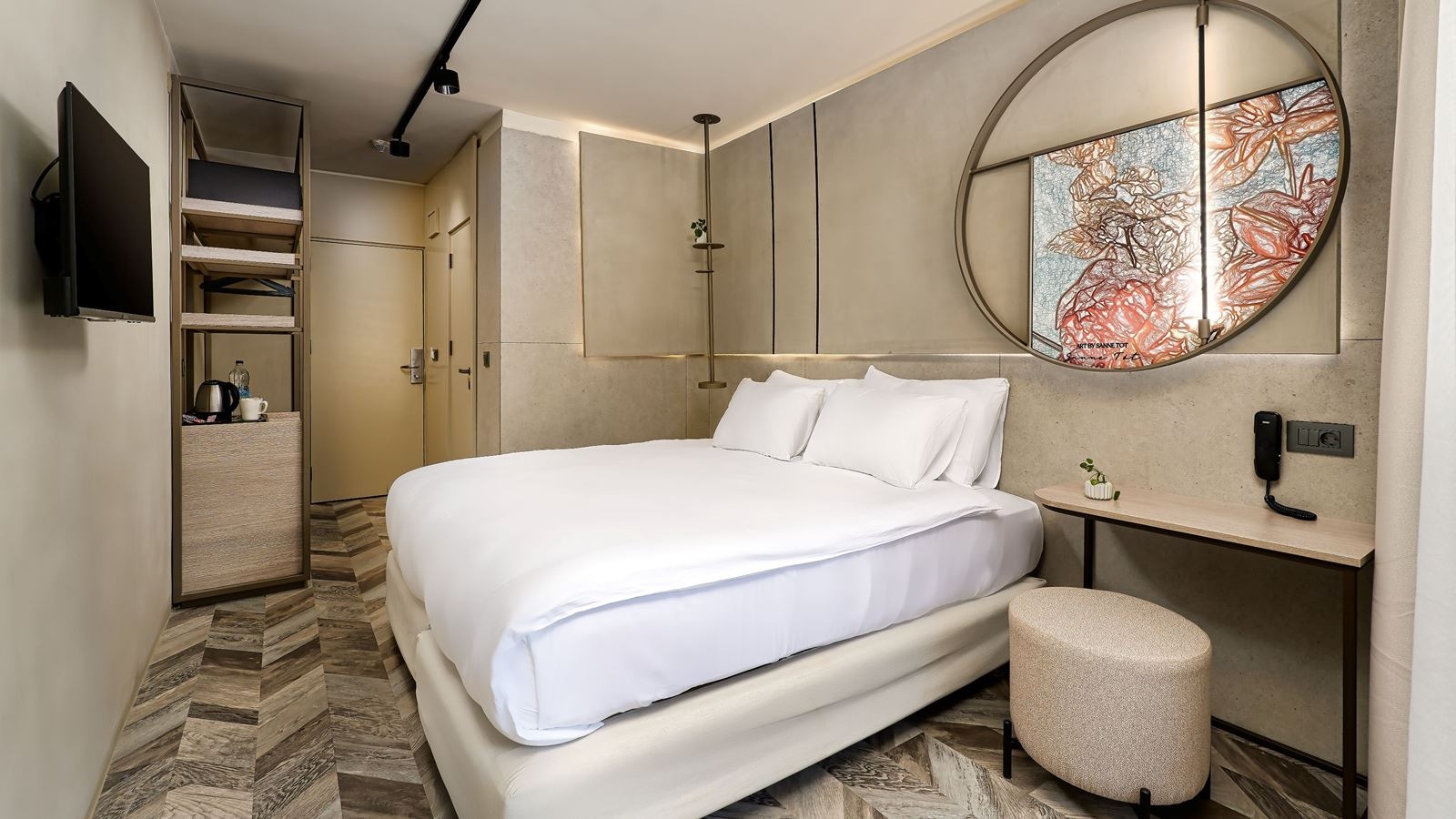 rooms-standard-room-with-balcony