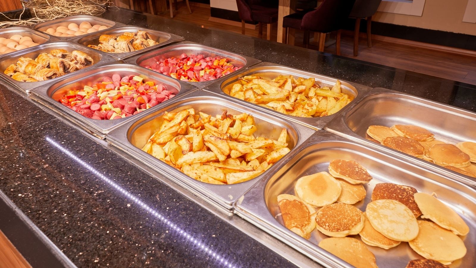 restaurants-restaurant