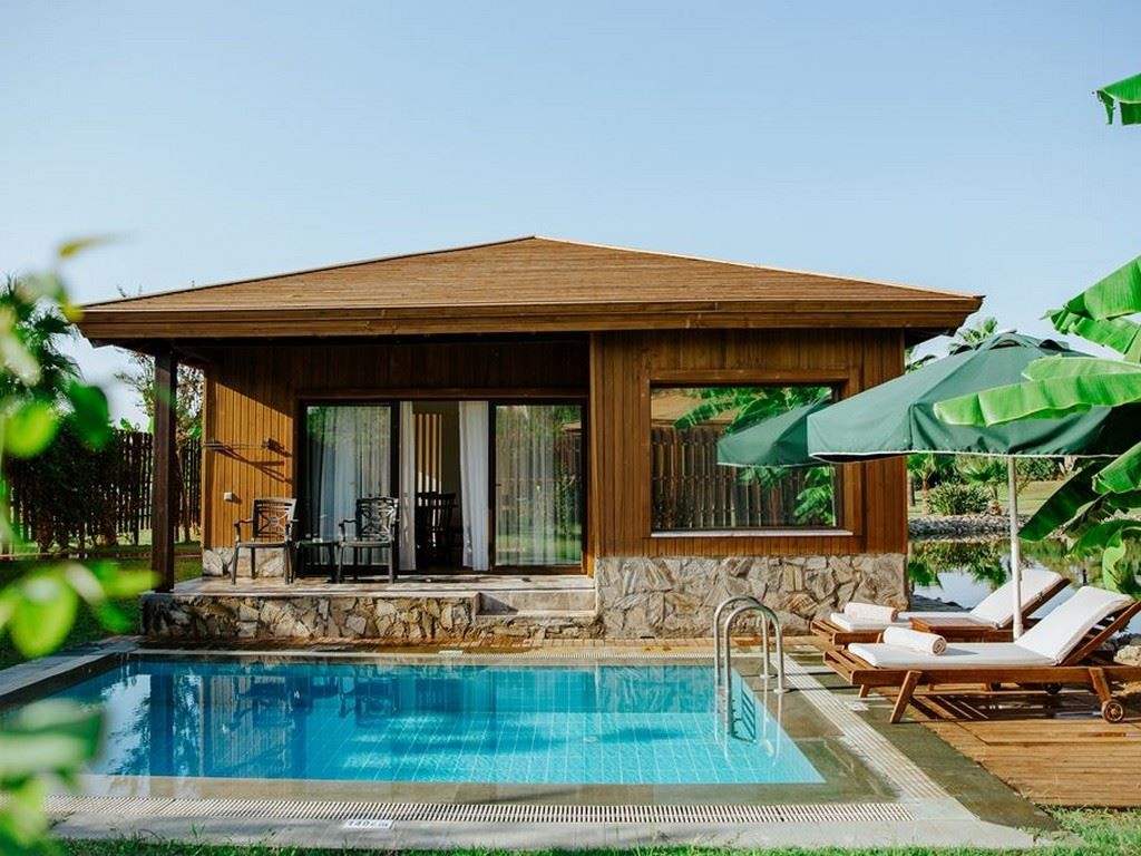 rooms-beach-villa-with-pool