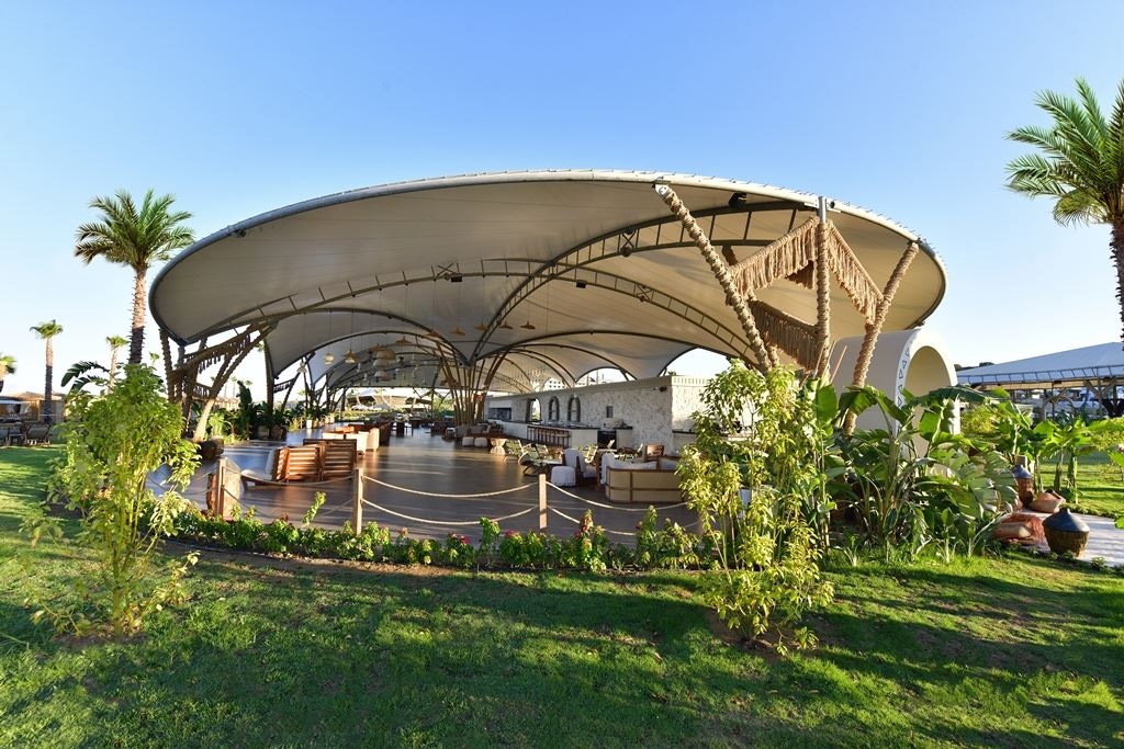 bars-javara-beach-bar