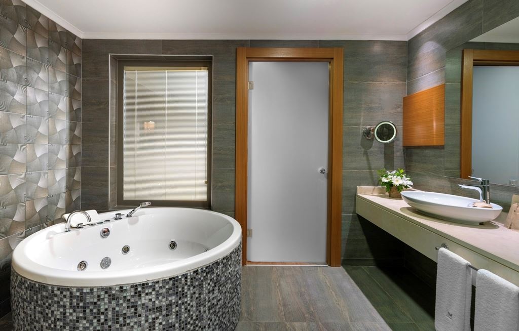 rooms-corner-suite-sea-view