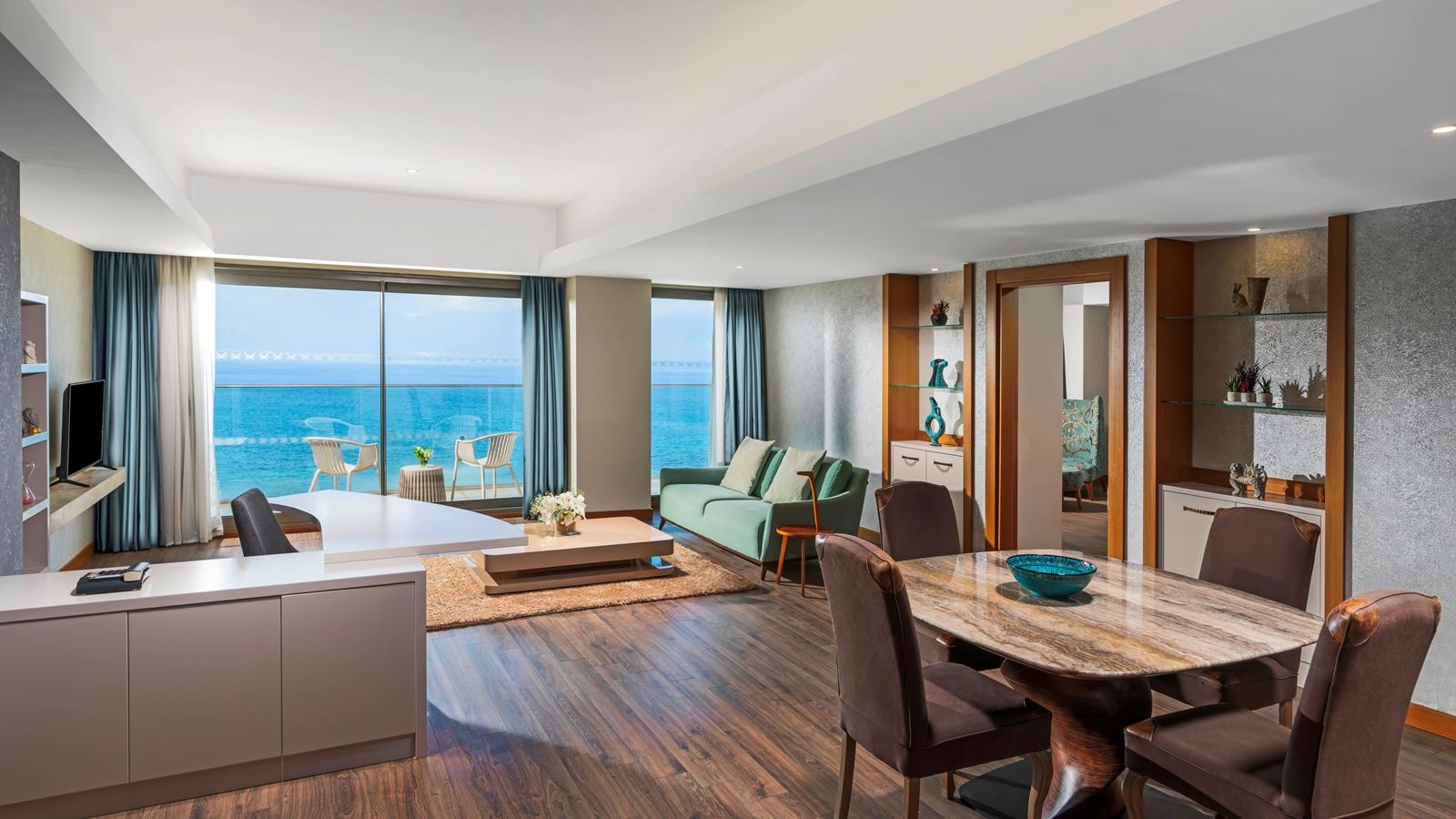 rooms-king-suite-sea-view