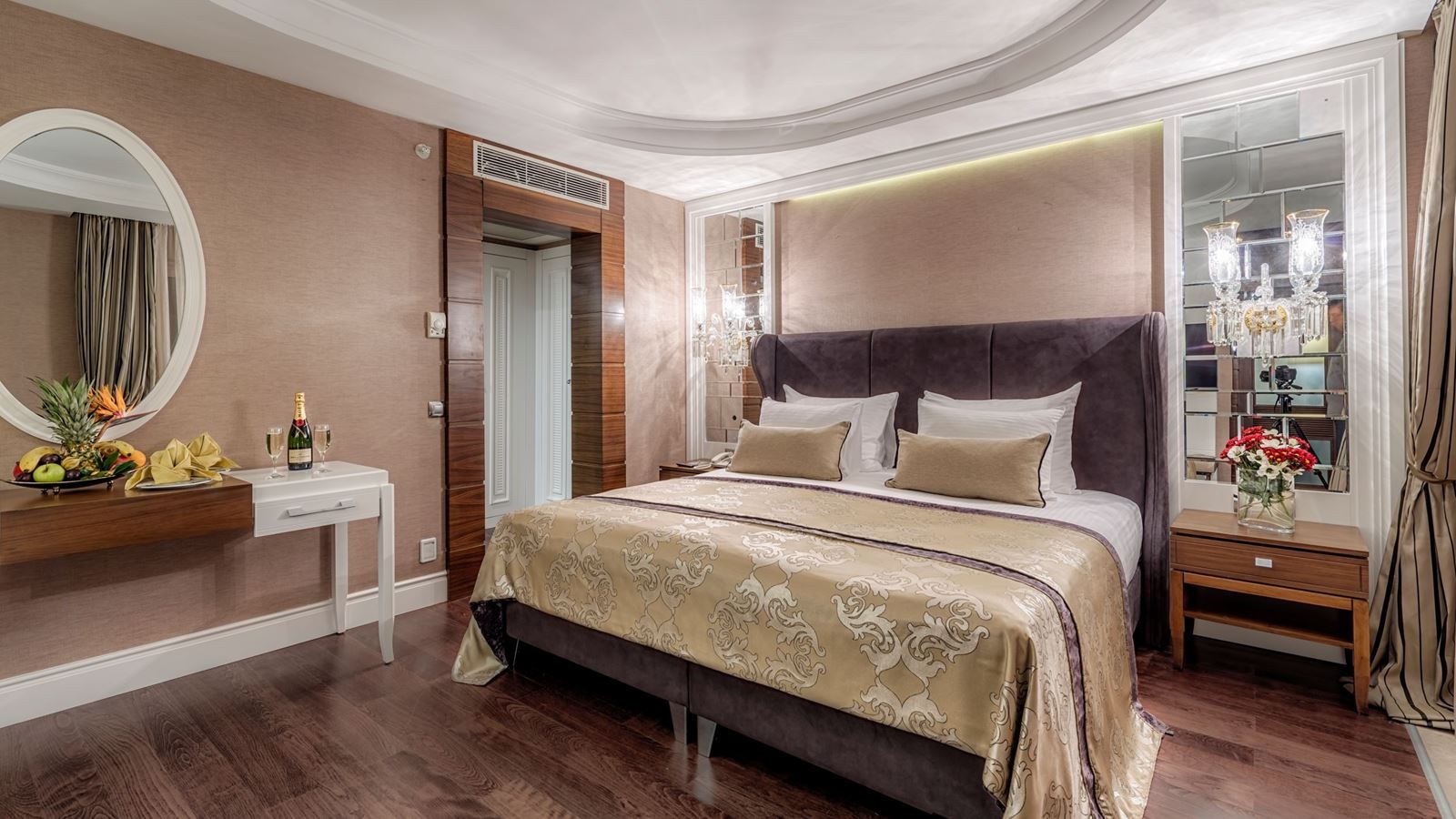 rooms-executive-suite