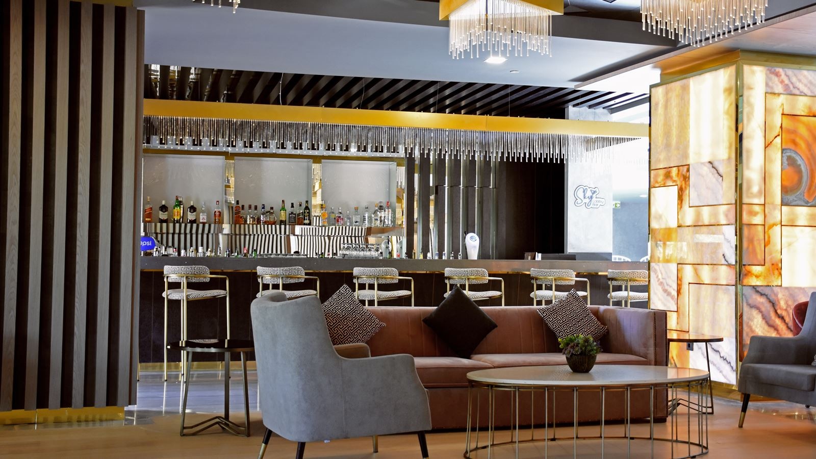 bars-sky-lobby-bar