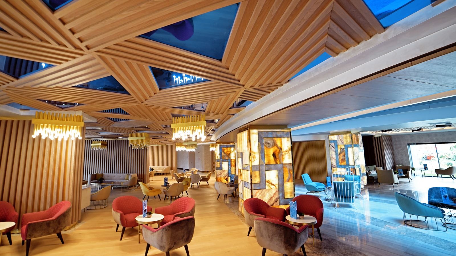 bars-piano-lobby-bar