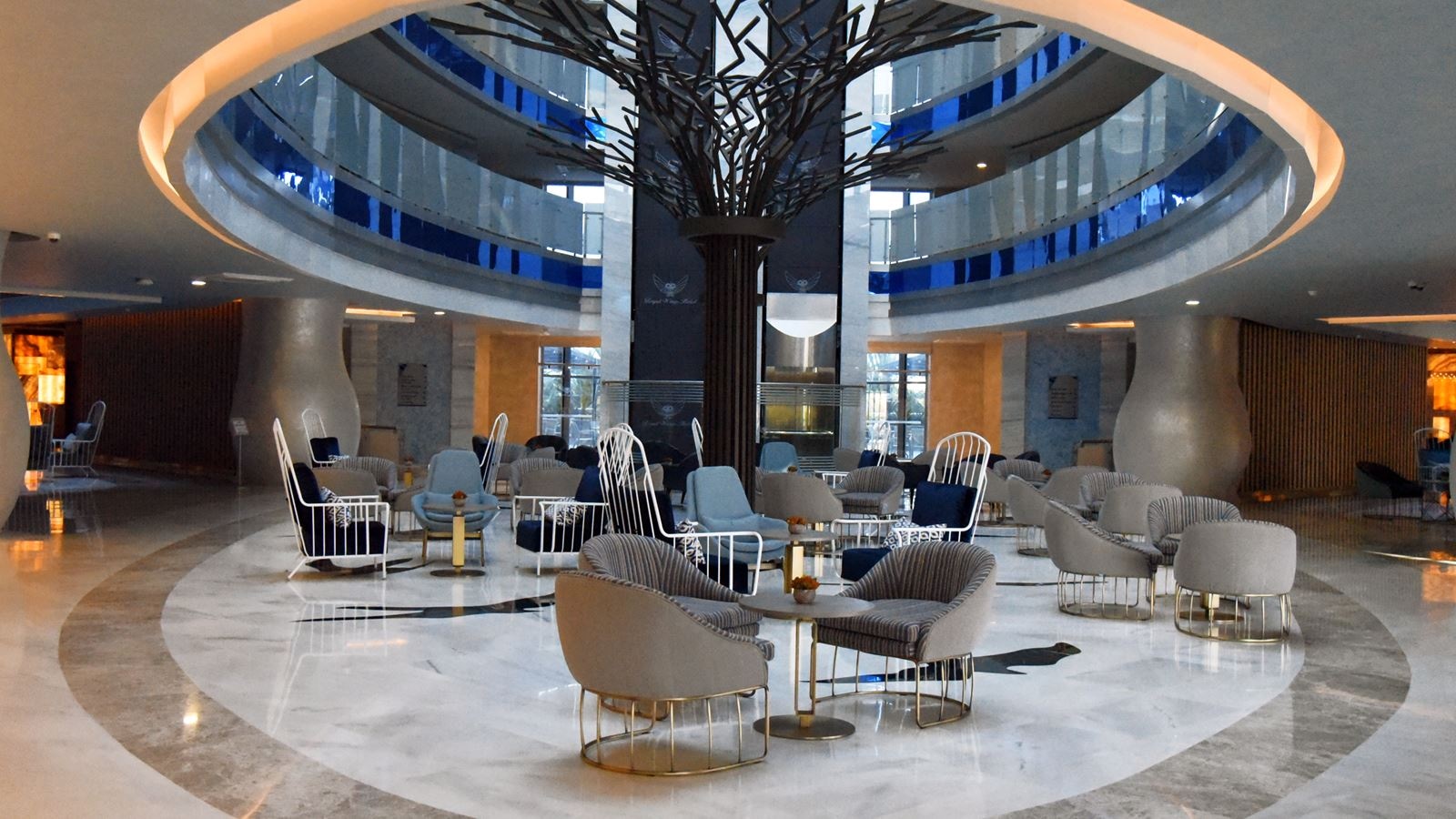 bars-piano-lobby-bar