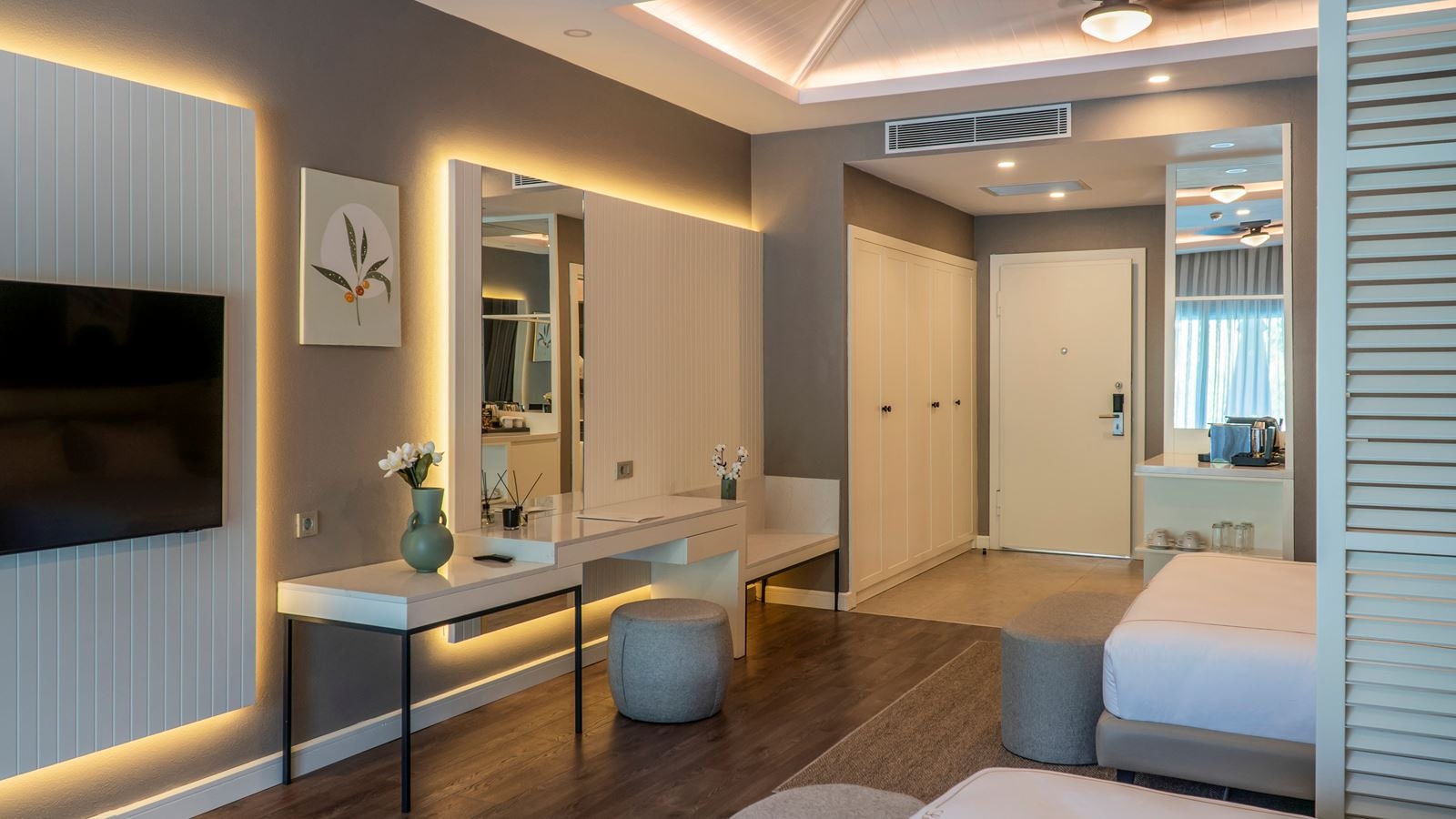 rooms-standard-lagoon-suits