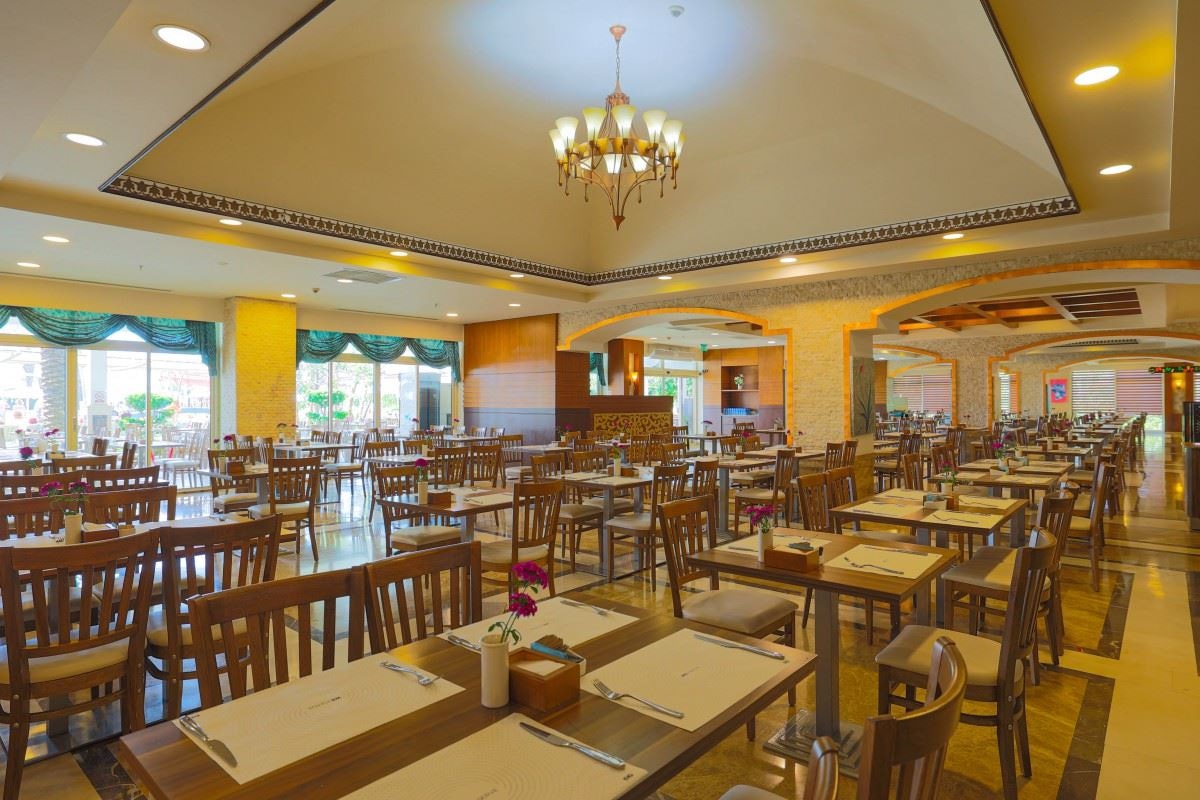 restaurants-lalezar-restaurant