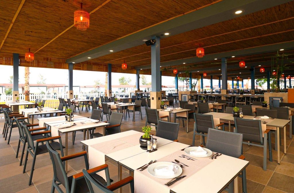 restaurants-snack-restaurant-beach