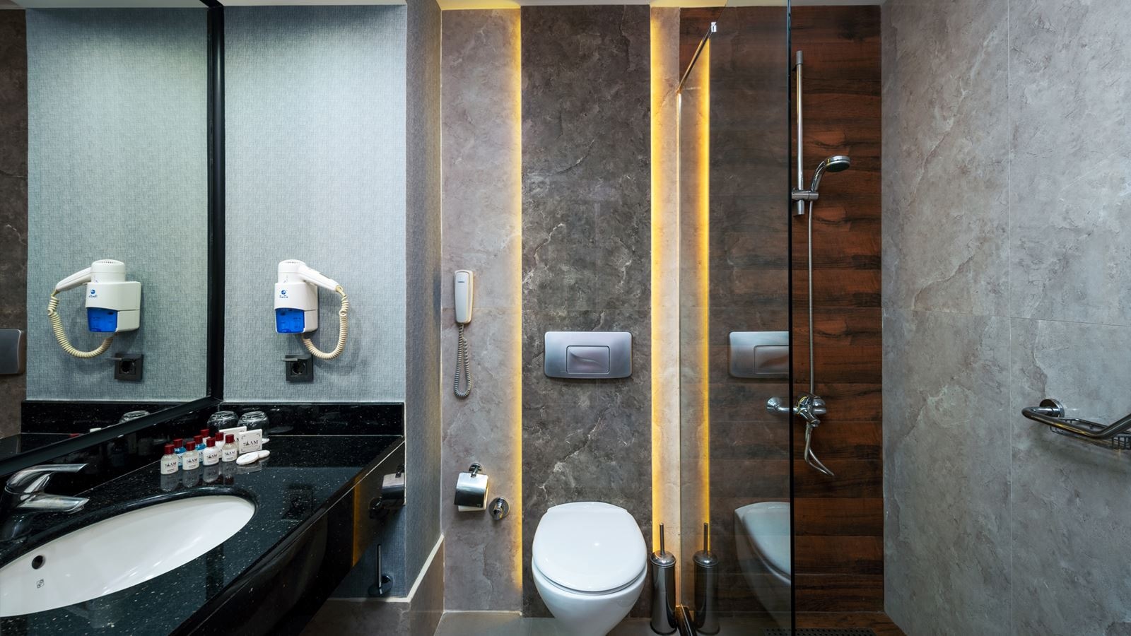 rooms-family-duplex-room