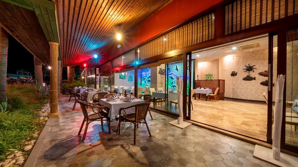 restaurants-sarai-restaurant