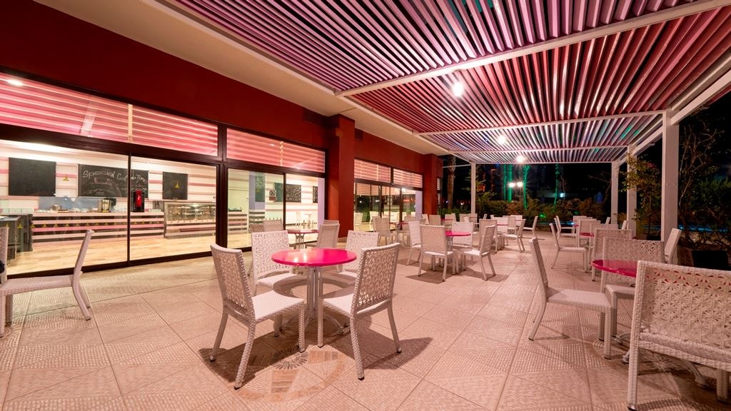 restaurants-aroy-cafe