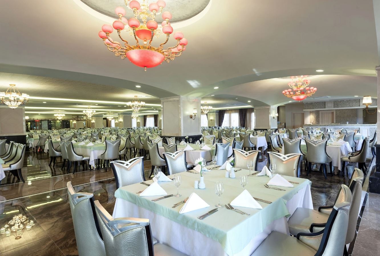 restaurants-alhambra-main-restaurant