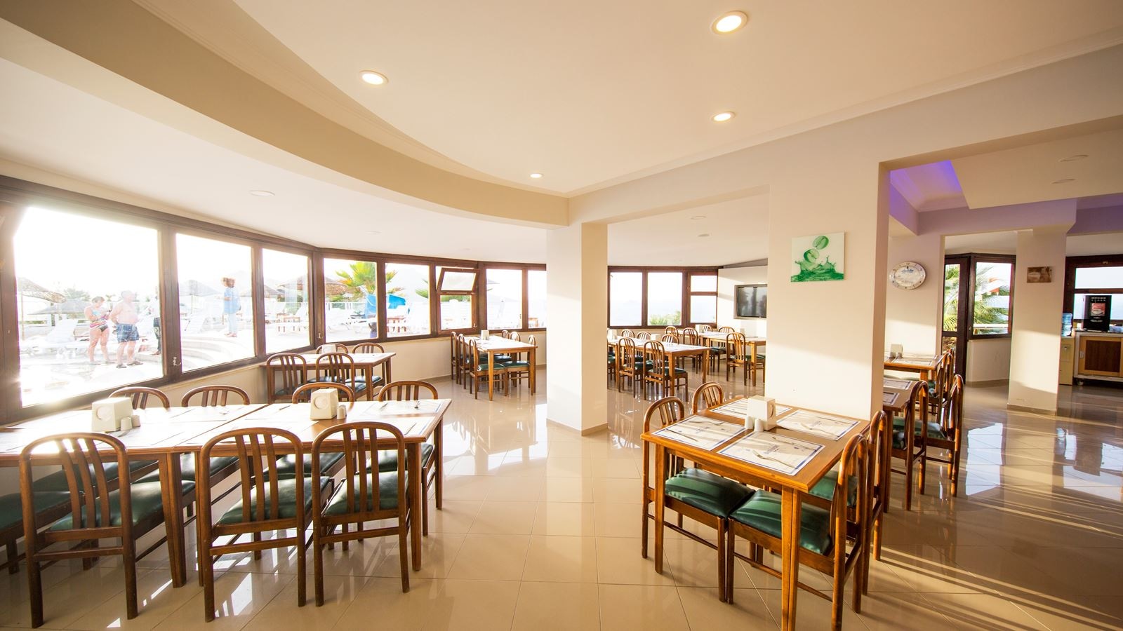 restaurants-main-restaurant