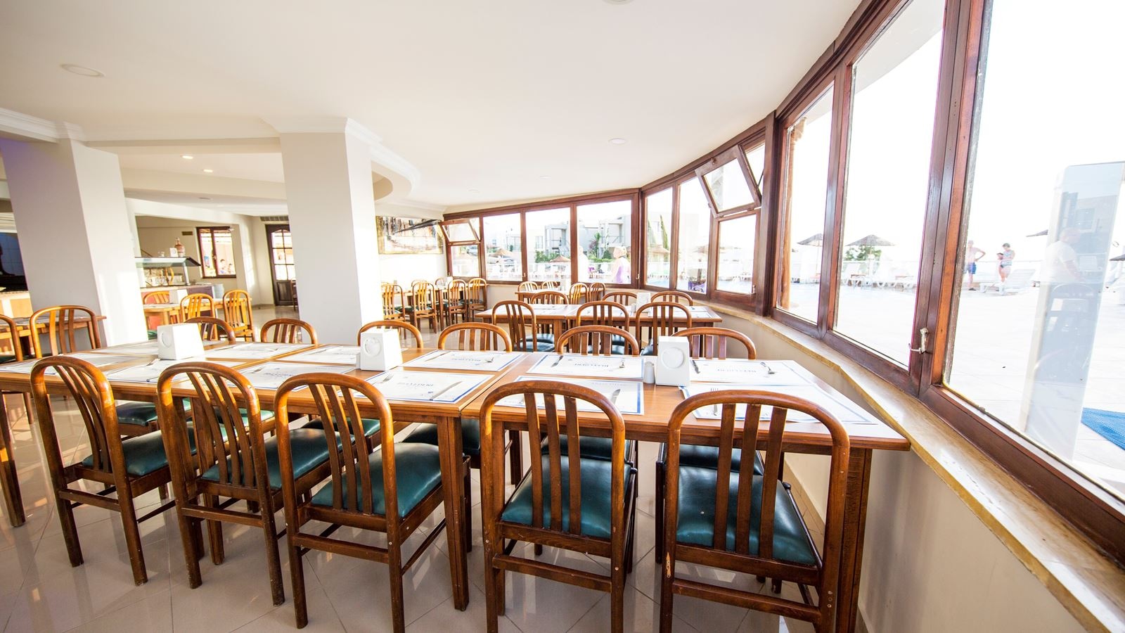 restaurants-main-restaurant