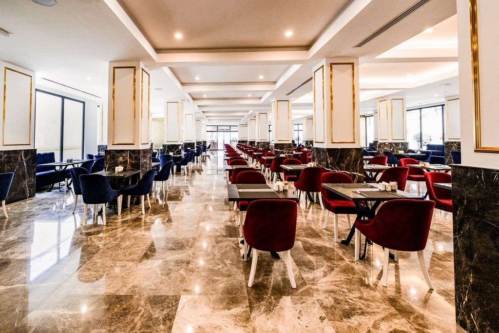 restaurants-caliente-main-restaurant