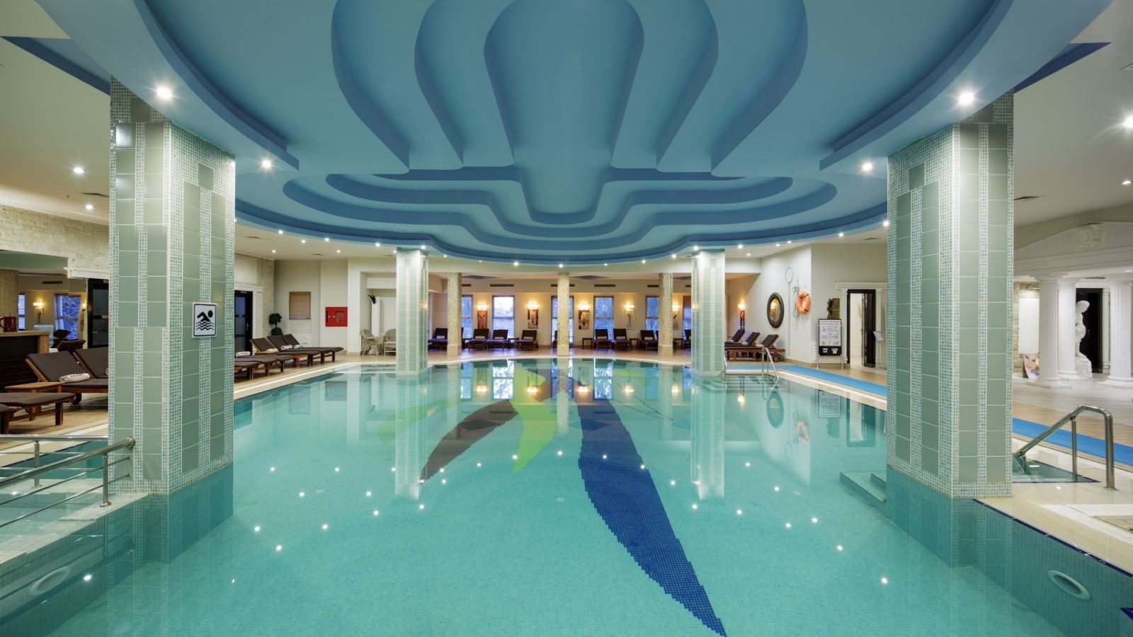 pools-indoor-pool