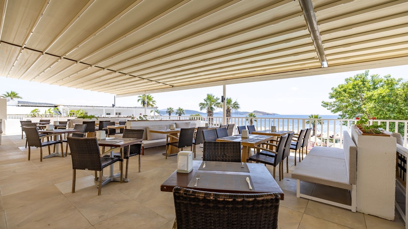 restaurants-main-restaurant