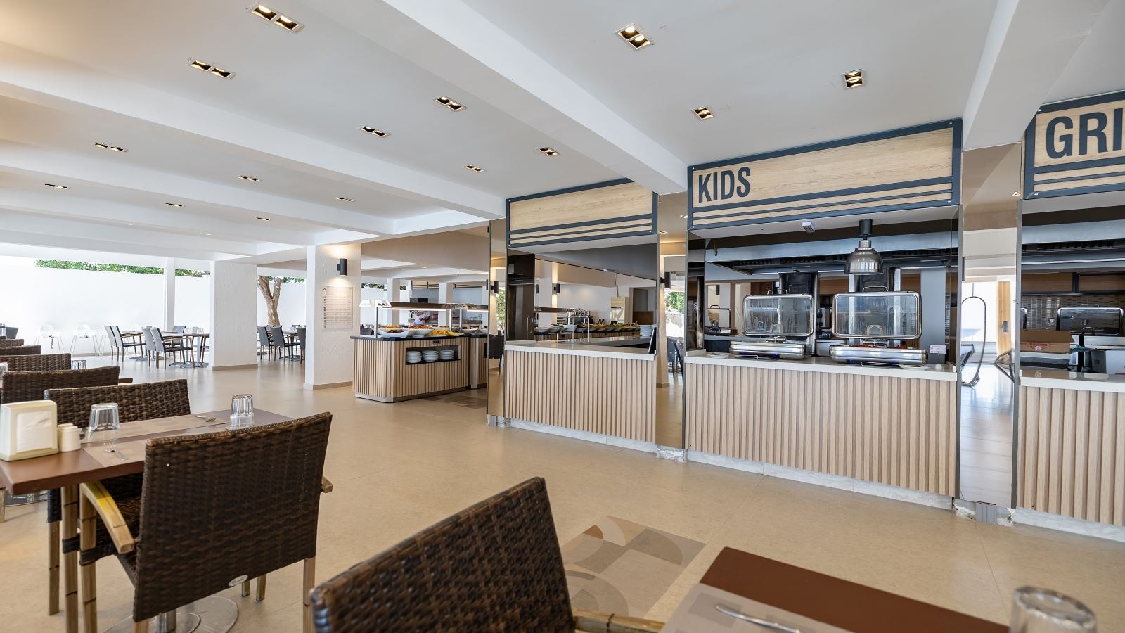 restaurants-main-restaurant